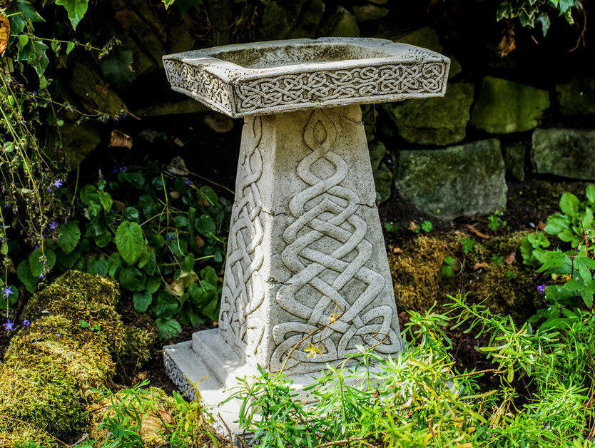 Celtic style Birdbath and Planters – Set
