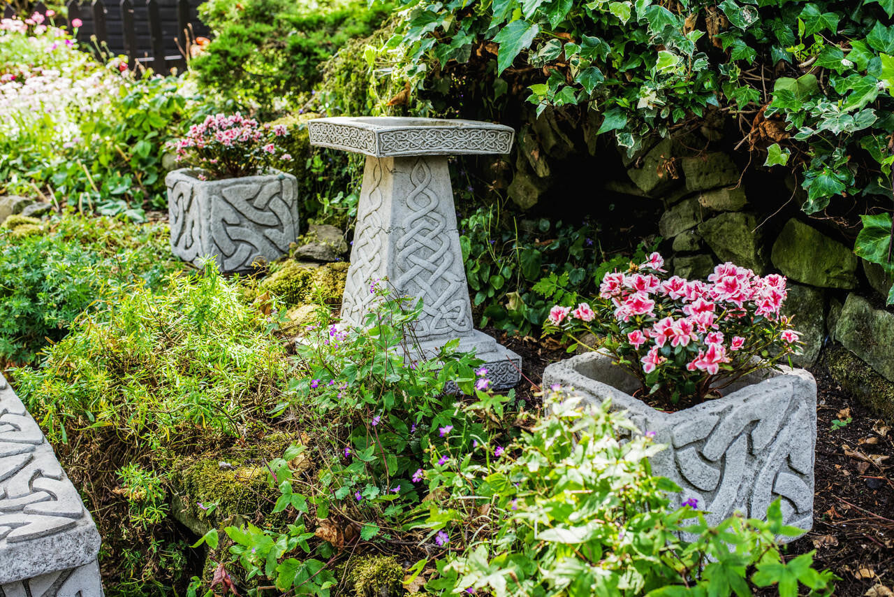 Celtic style Birdbath and Planters – Set