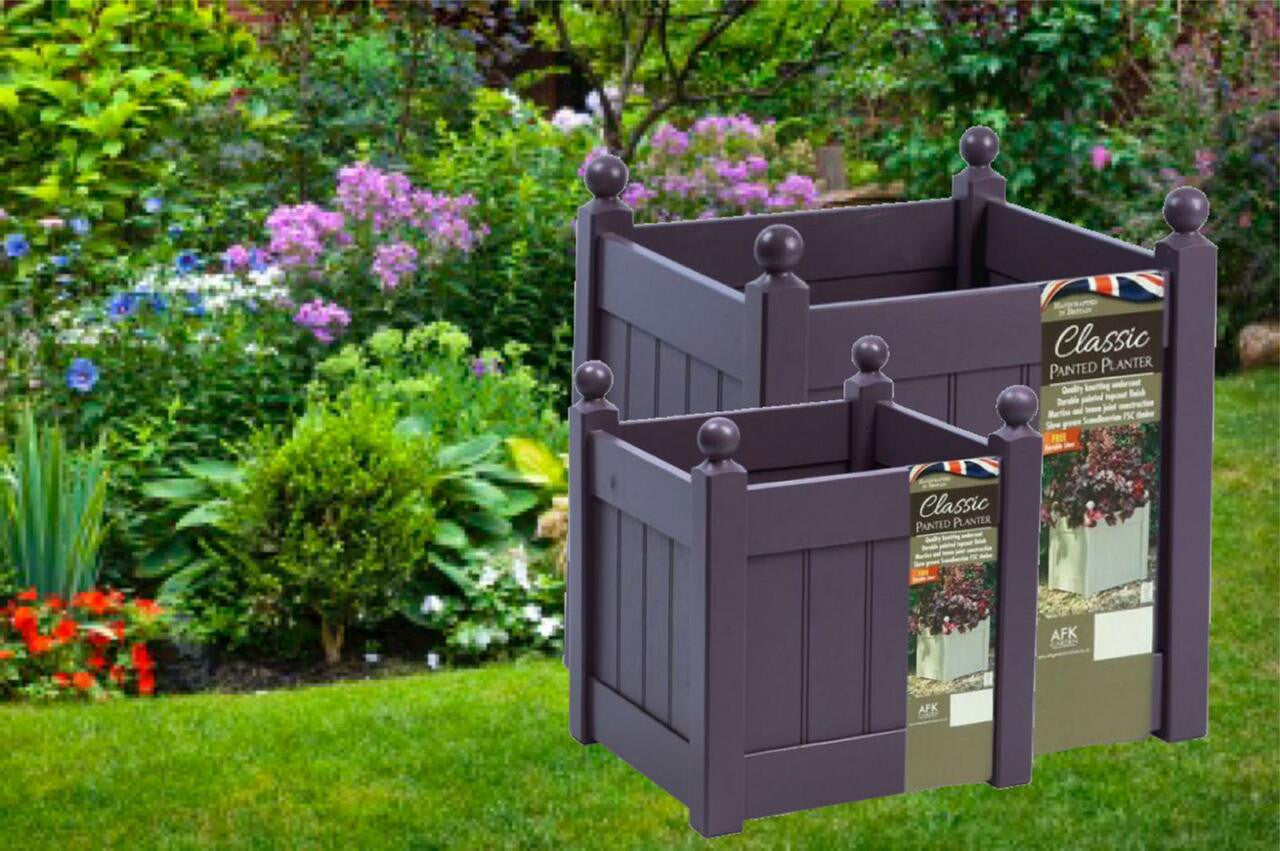 Classic Painted Planter set