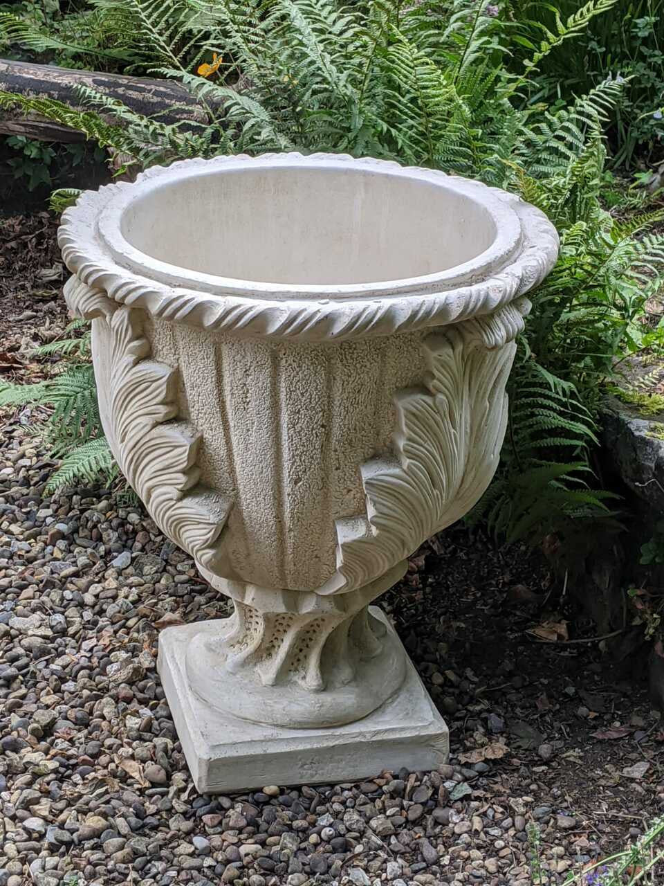 Extra Large White Cast New Leaves Pot With Stylish Leaf Design