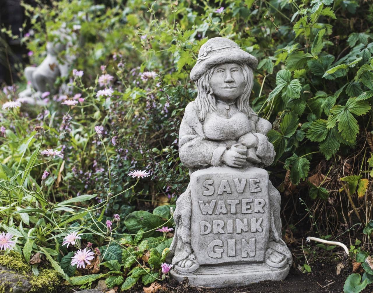 Gin Woman Funny Stone Statue