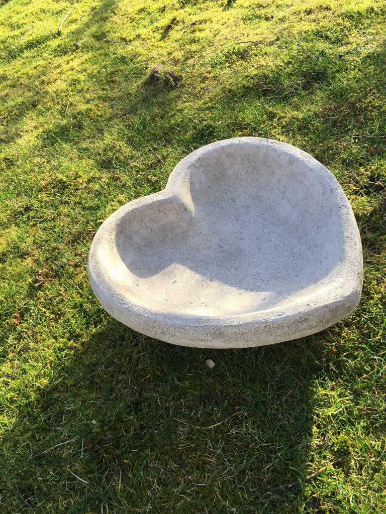 Heart shaped Floor level Large Birdbath / Birdfeeder