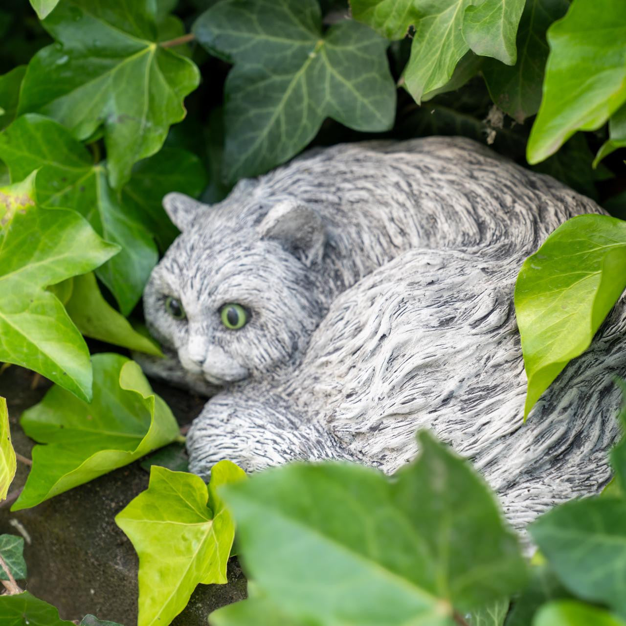 Persian Cat Stone Cast Garden Ornament