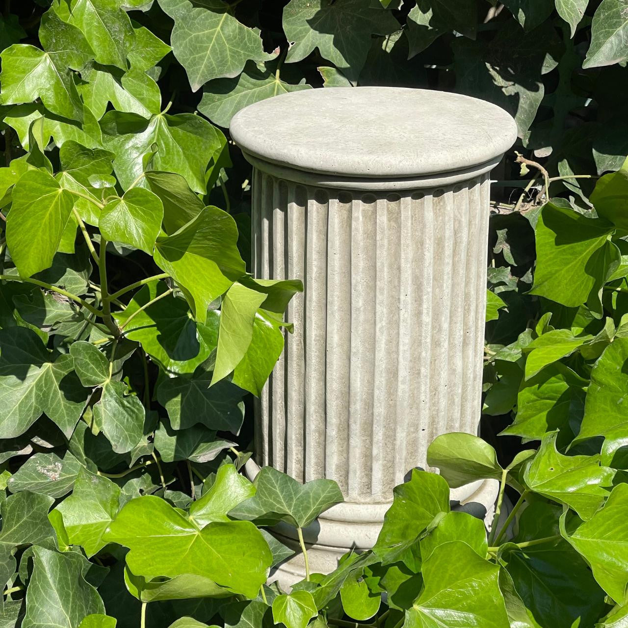 Simple Roman Style Short Pillar Column