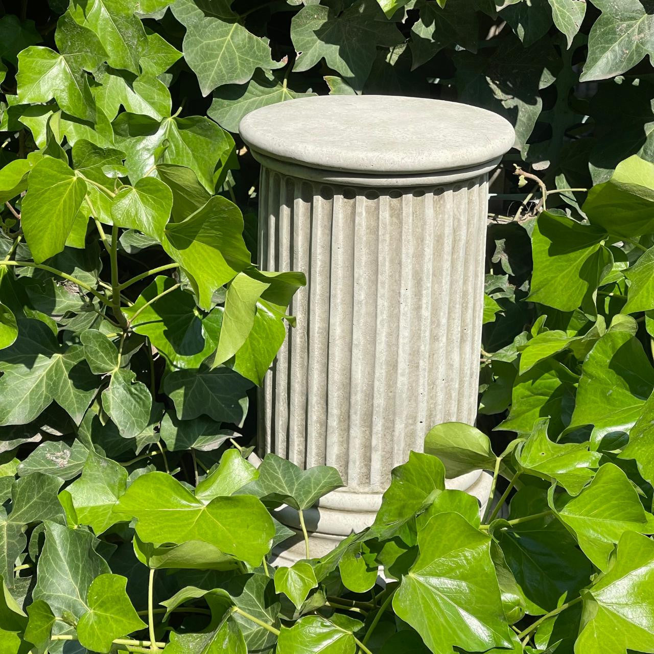 Simple Roman Style Short Pillar Column