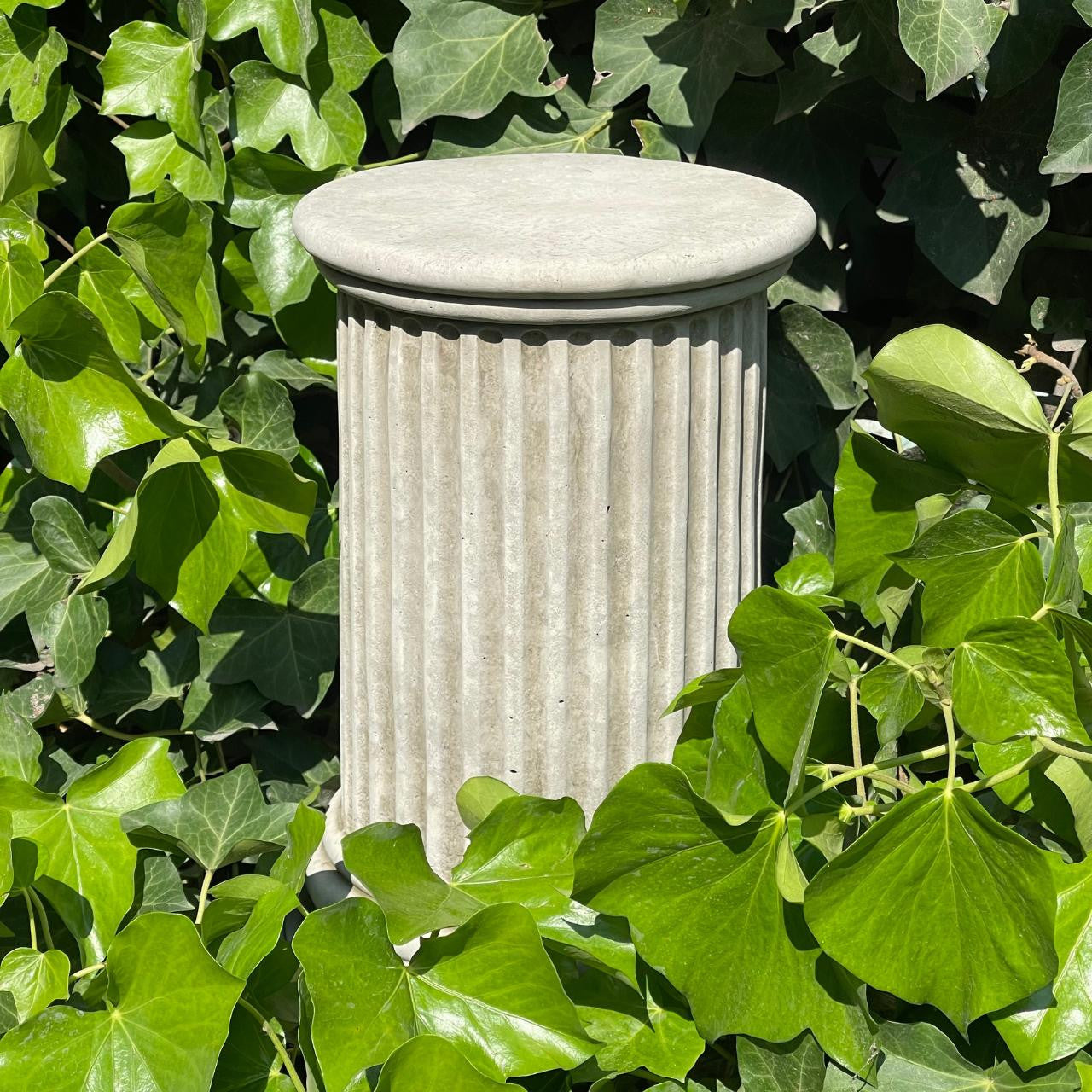 Simple Roman Style Short Pillar Column