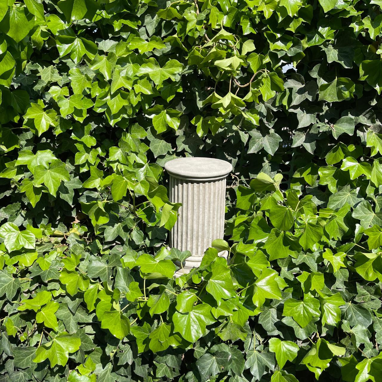 Simple Roman Style Short Pillar Column