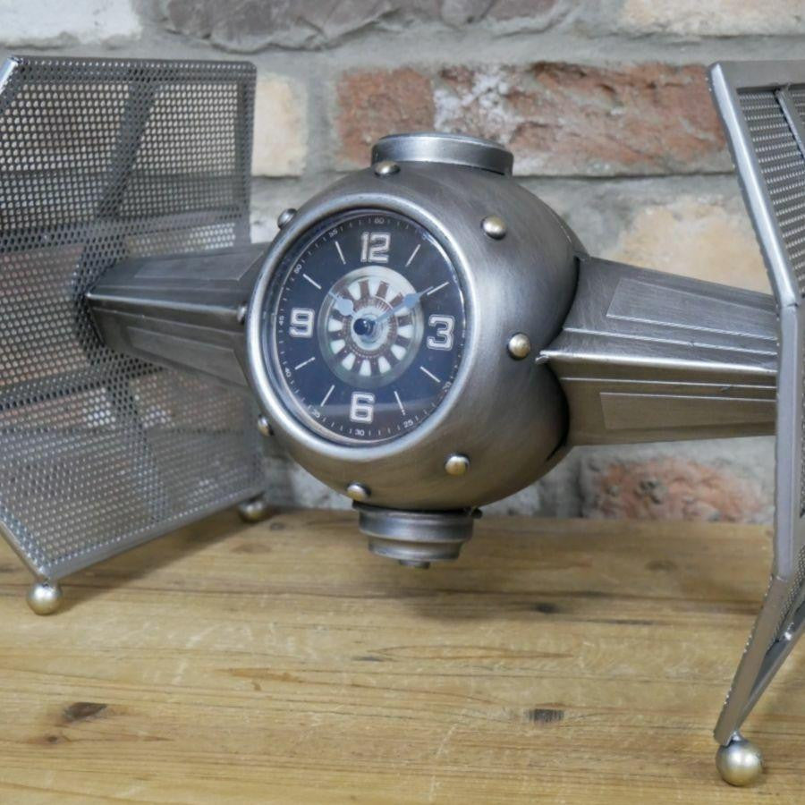 Spaceship Clock