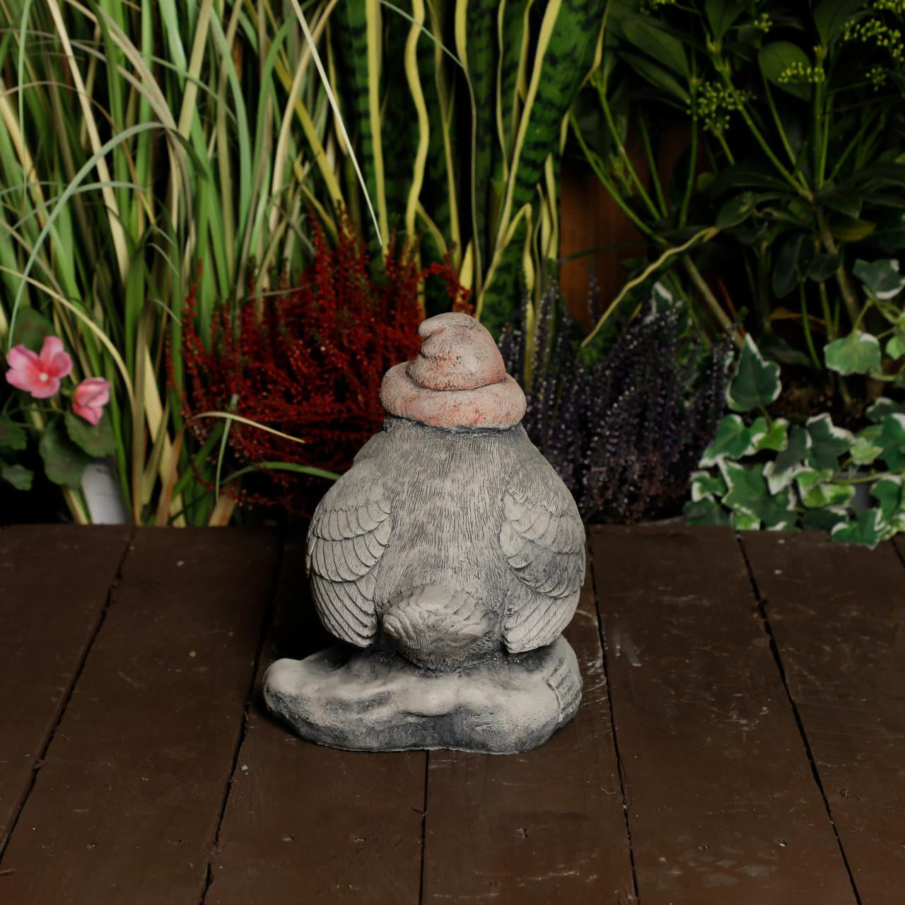 Stone Cast 'Christmas Robin' Garden Ornament