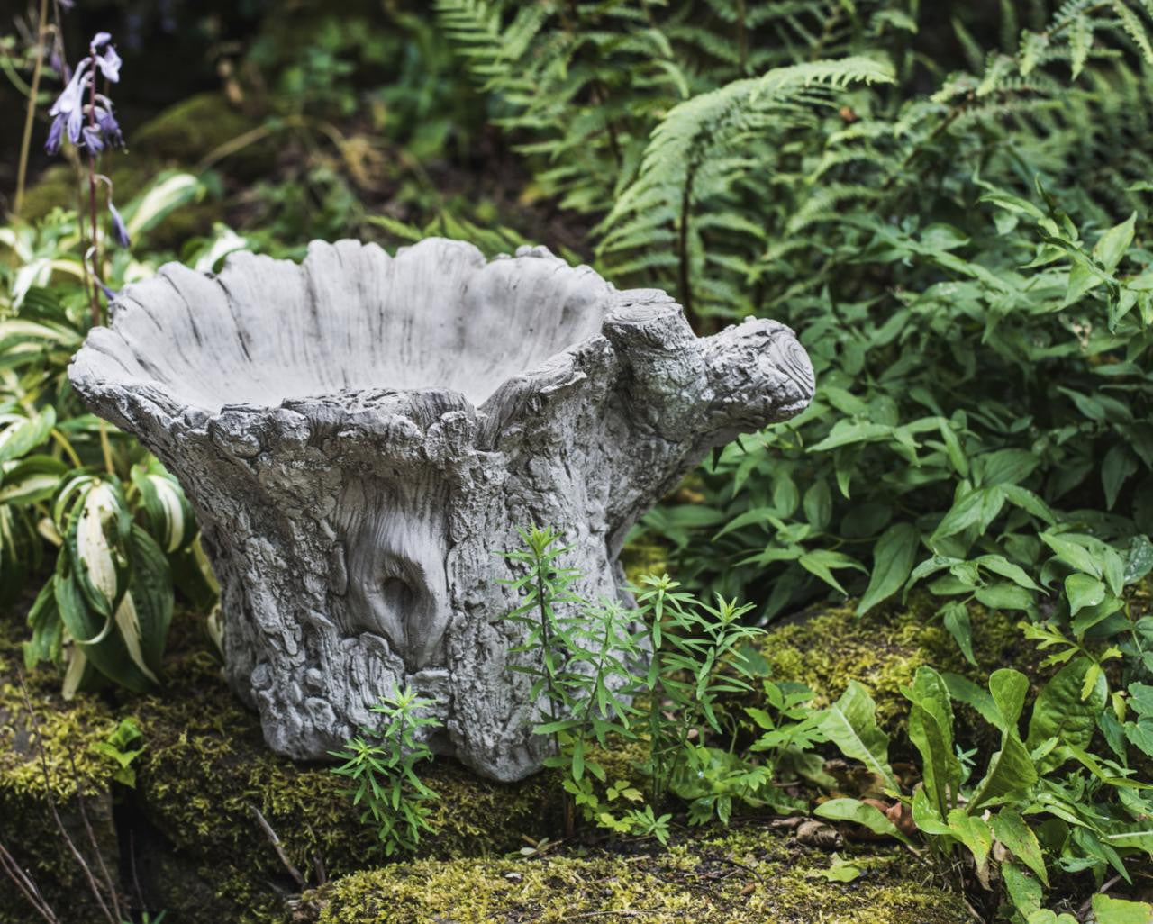 Tree Trunk shaped Birdbath