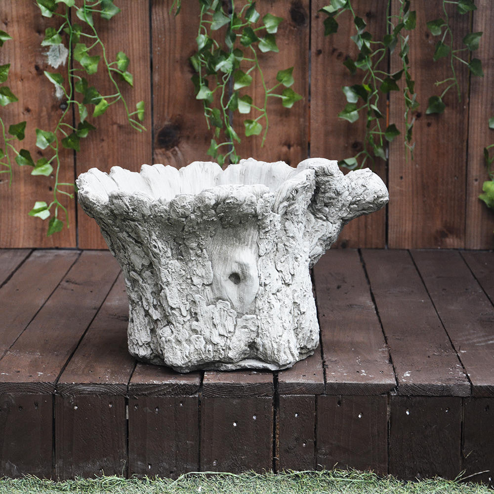 Tree Trunk shaped Birdbath