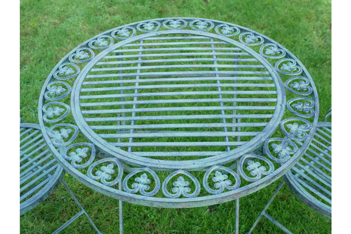 Decorative Metal Bistro Set – Outdoor Table & Chairs for Garden or Patio
