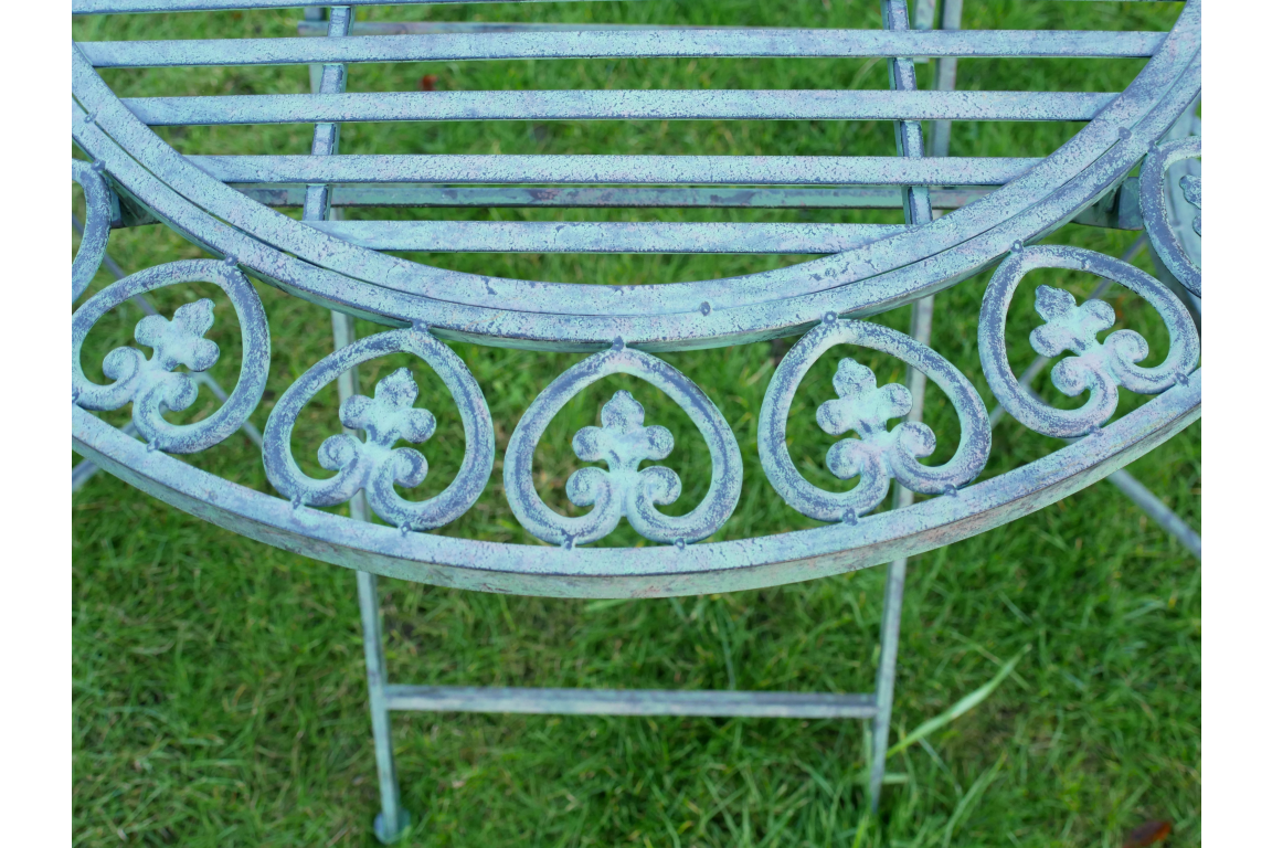 Decorative Metal Bistro Set – Outdoor Table & Chairs for Garden or Patio