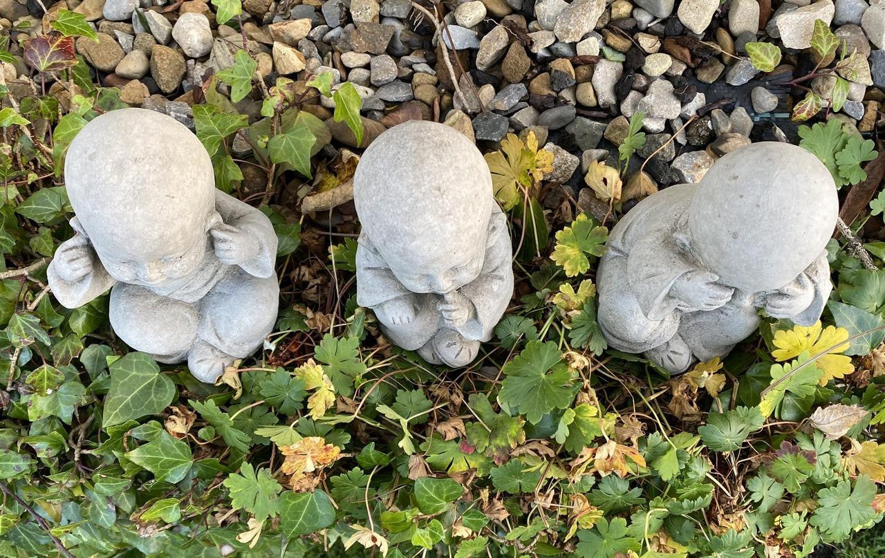 3 Small Monks Set – Garden Ornaments