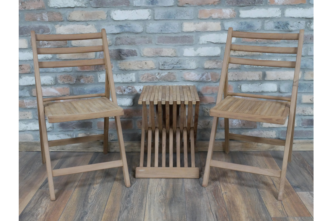 Rustic Wooden Bistro Set – Compact Table & Chairs for Relaxed Living