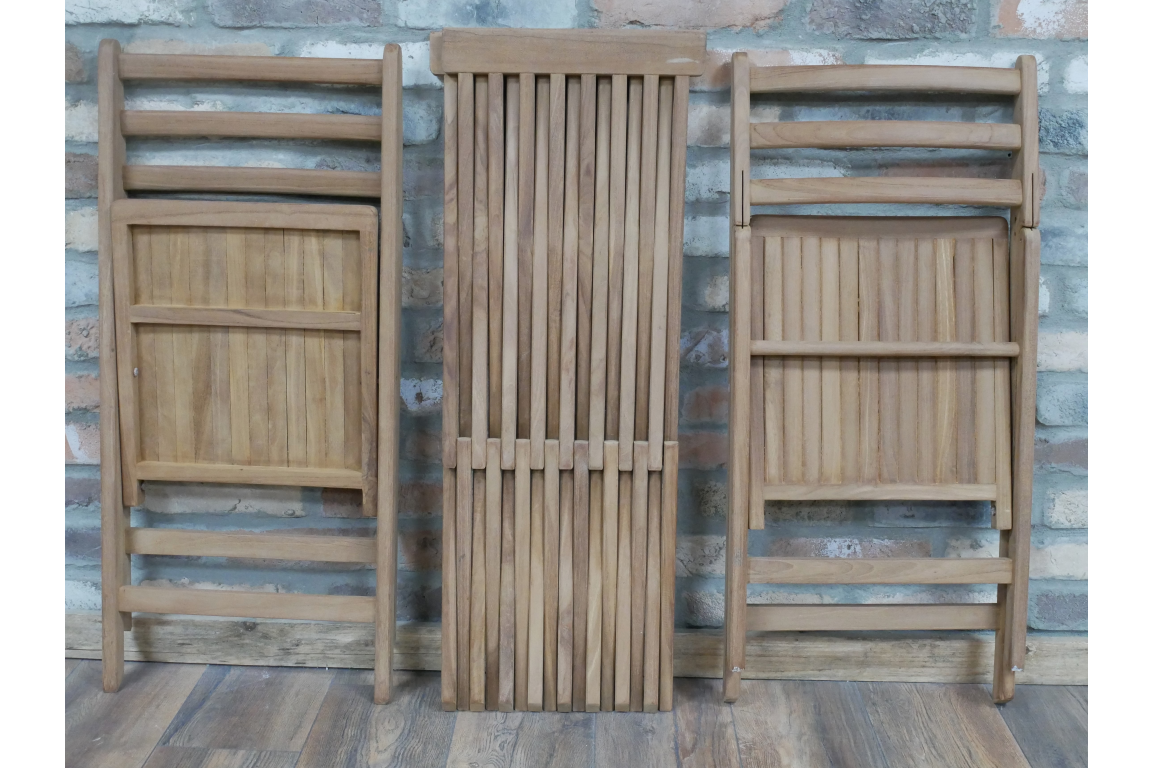 Rustic Wooden Bistro Set – Compact Table & Chairs for Relaxed Living