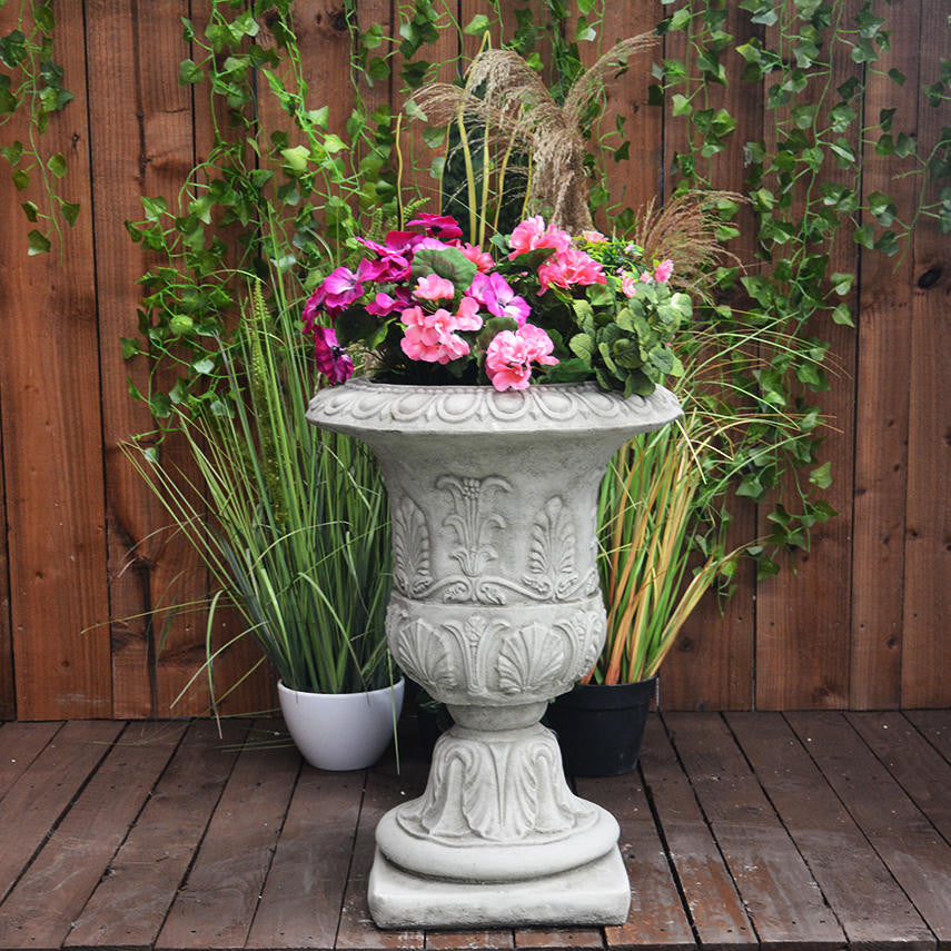 Beautifully Detailed Eddy Vase with Intricate Design and Pattern