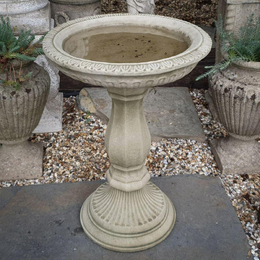 Elizabethan Birdbath Elegant Stone cast Birdbath Birdfeeder