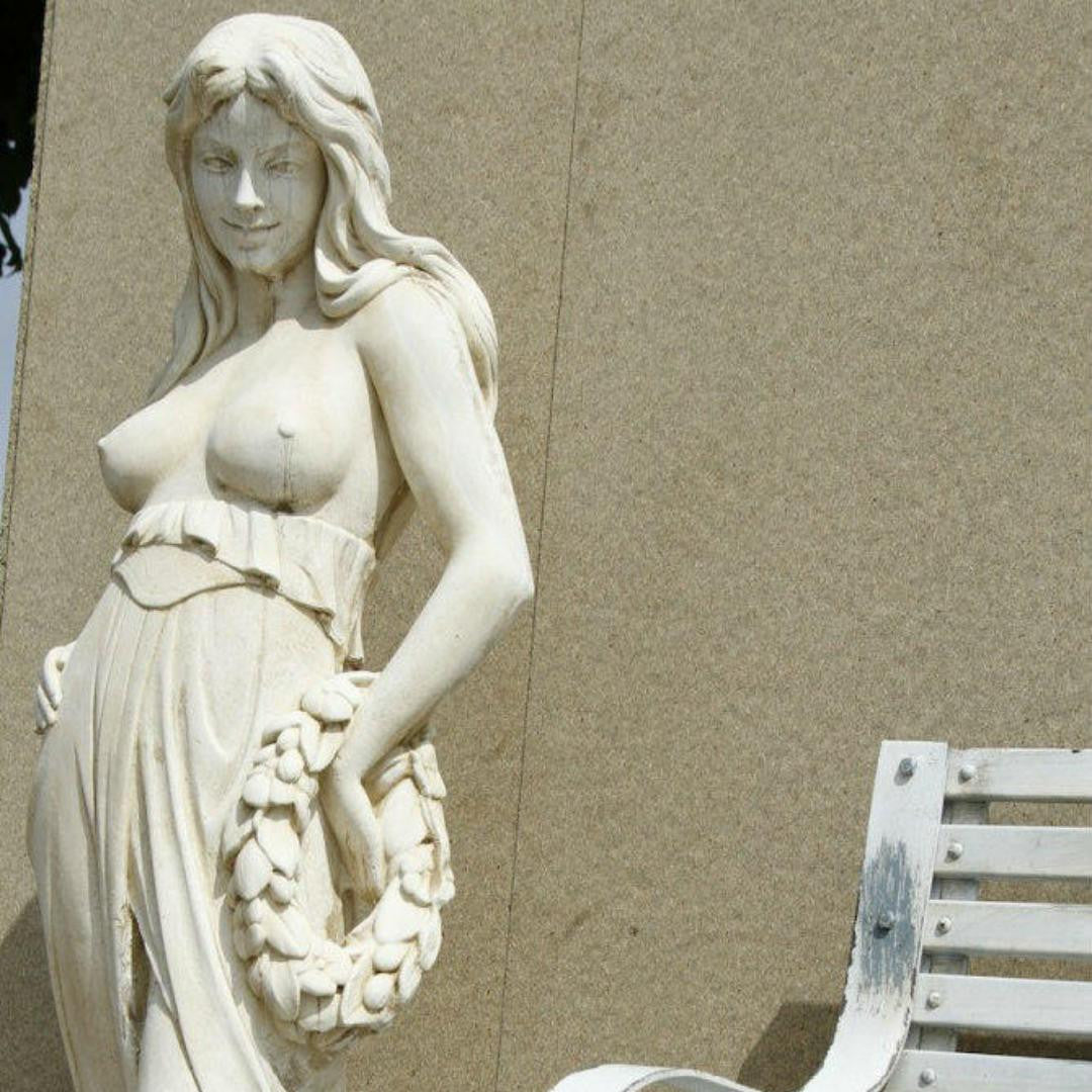 Ex Large White Stone-Cast Lady With Flower Wreath Garden Statue