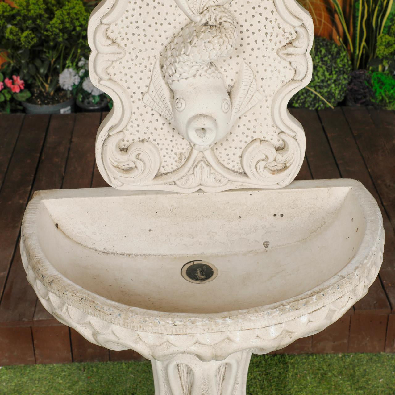 Large White Stone Fish design Wall Fountain (NO PLINTHS) 