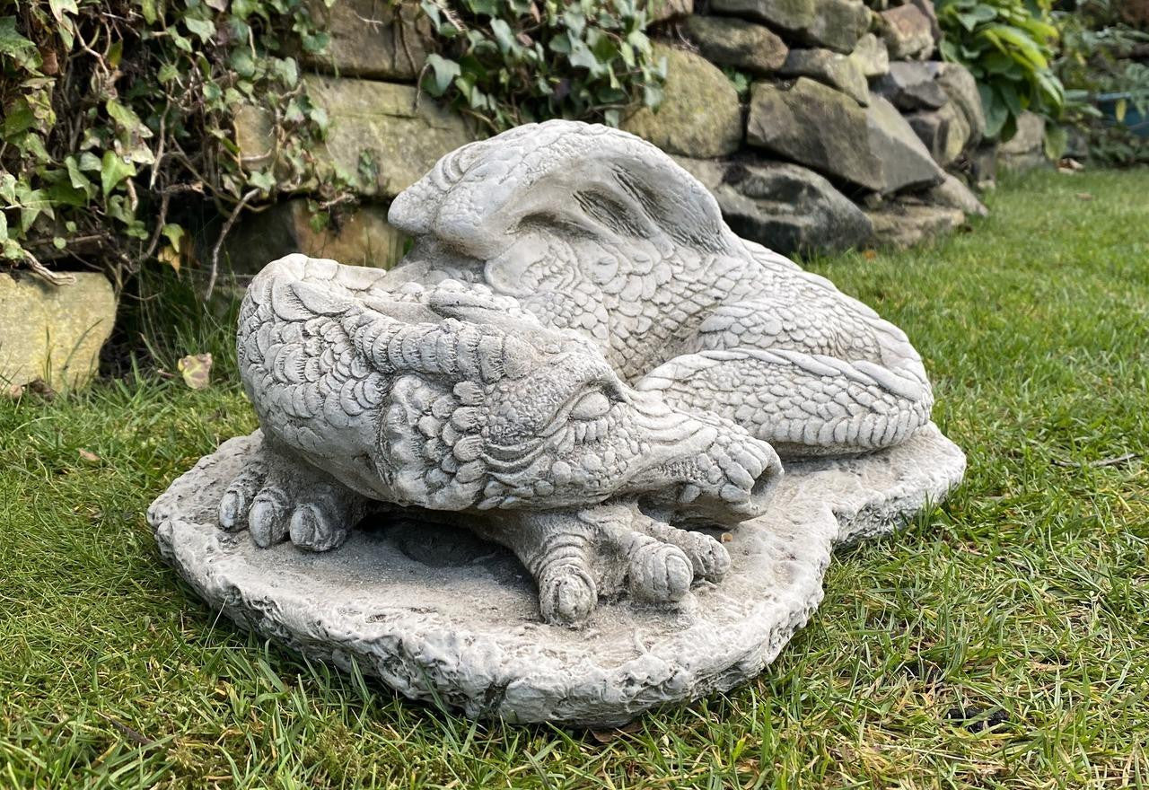 Medium Sleeping Stone cast Dragon