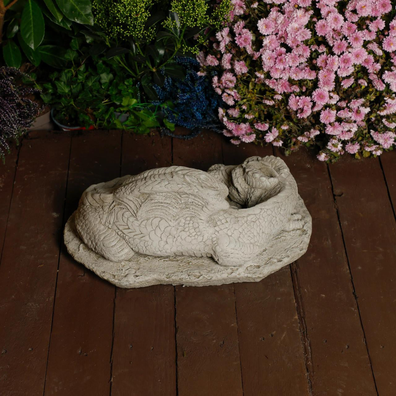 Medium Sleeping Stone cast Dragon 