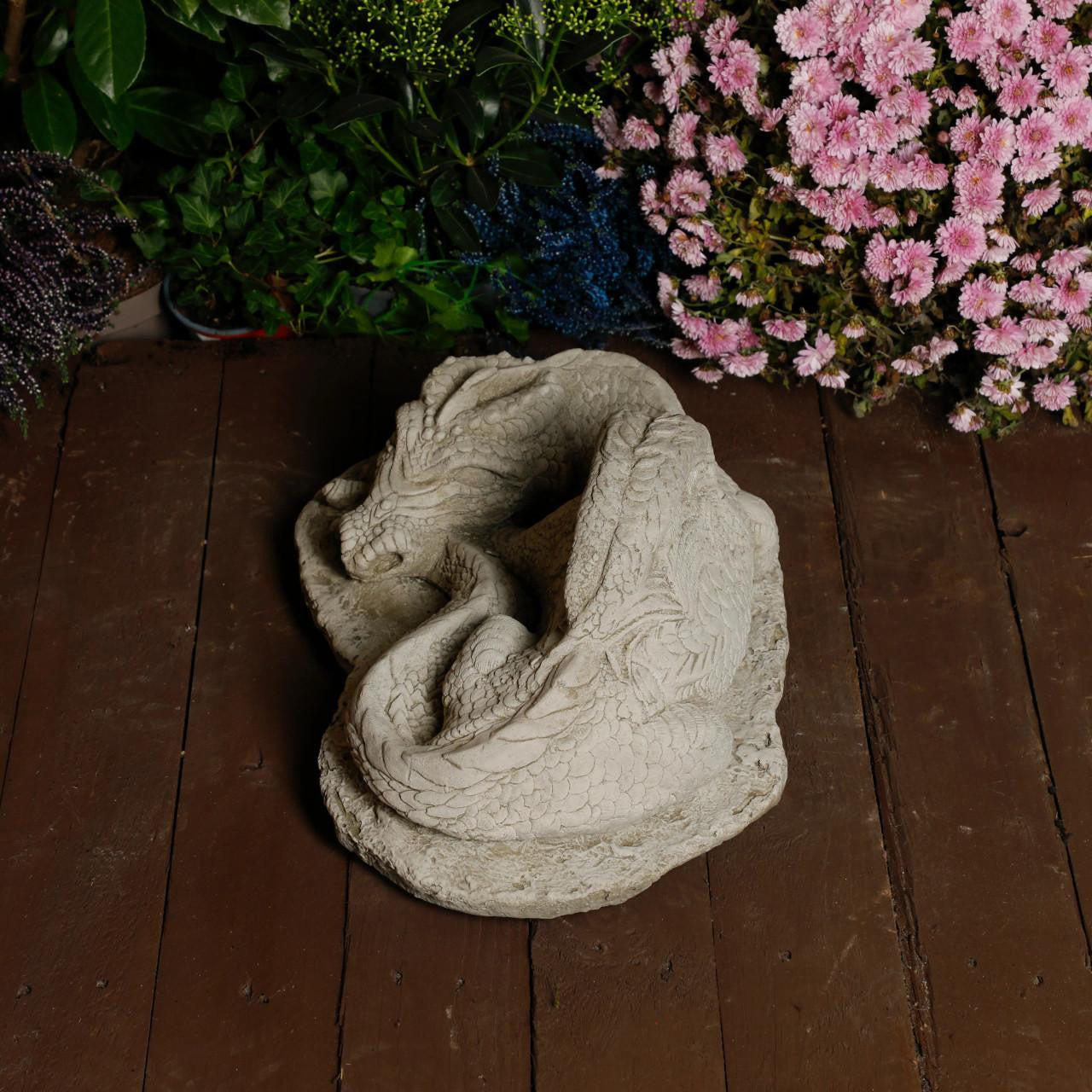 Medium Sleeping Stone cast Dragon 