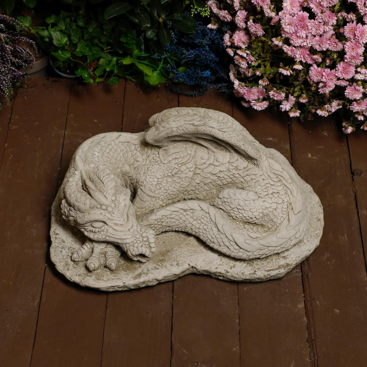 Medium Sleeping Stone cast Dragon 