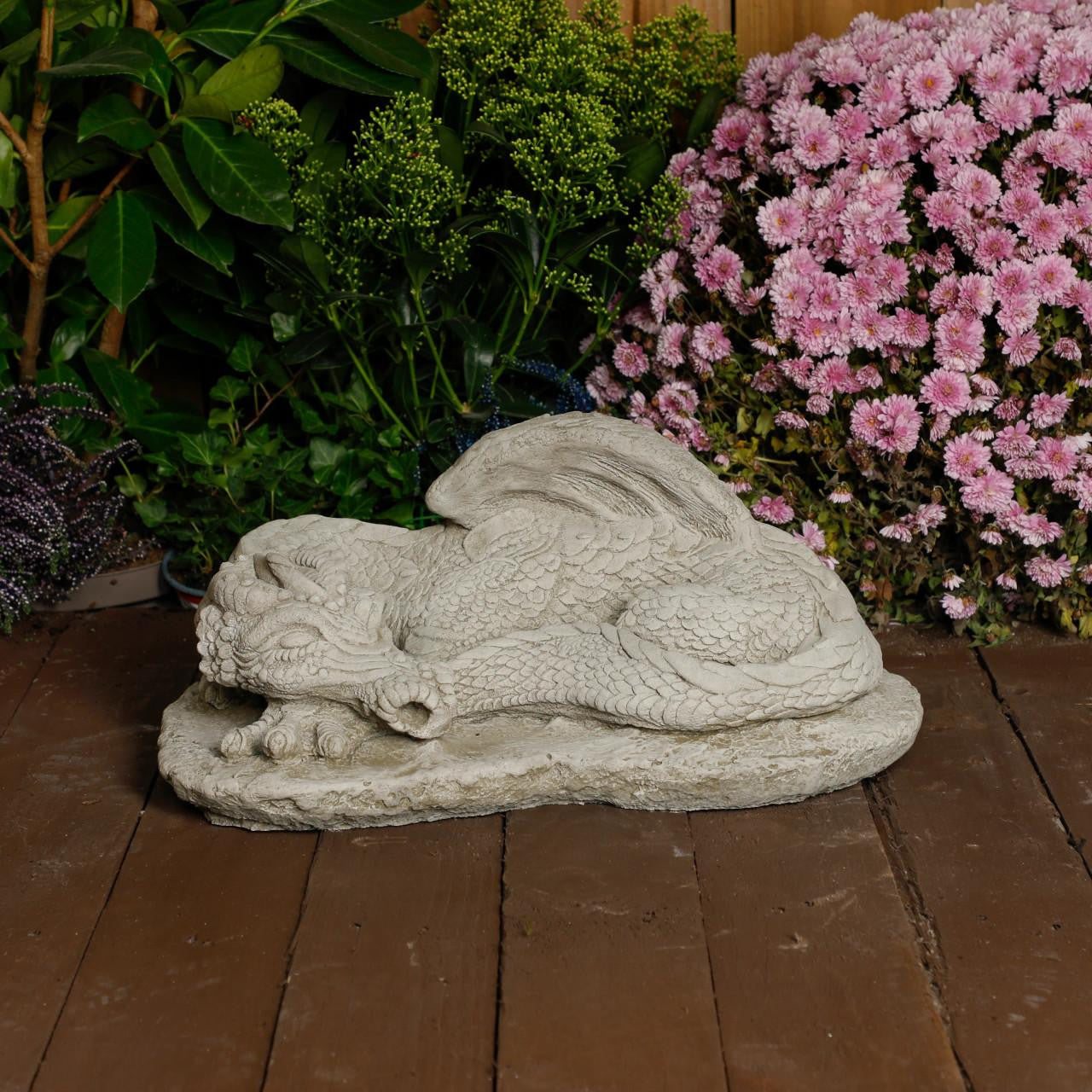 Medium Sleeping Stone cast Dragon 