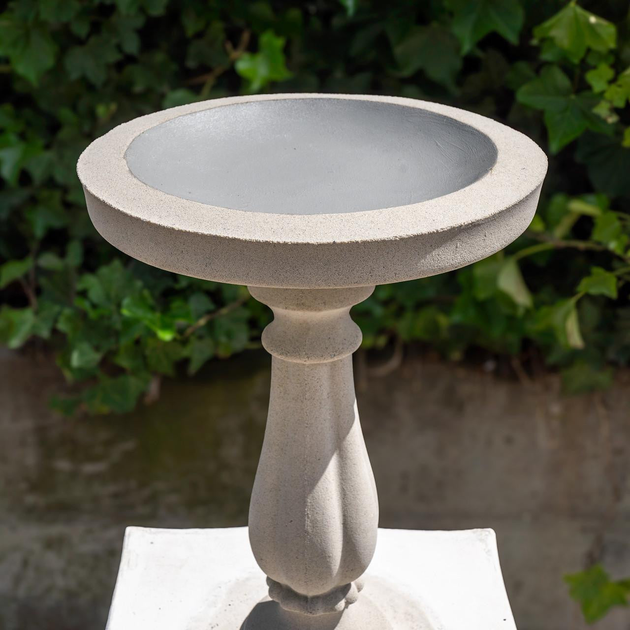 Royal design Elegant Sandstone Birdbath