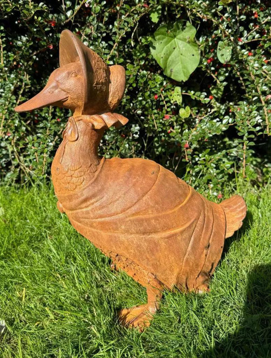 Rustic Cast Iron Jemima Puddle Duck Statue Garden Ornament Home Decor