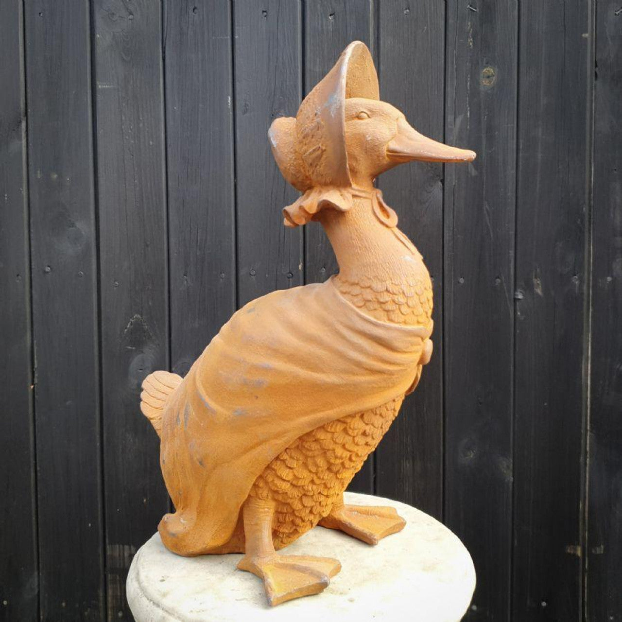 Rustic Cast Iron Jemima Puddle Duck Statue Garden Ornament Home Decor