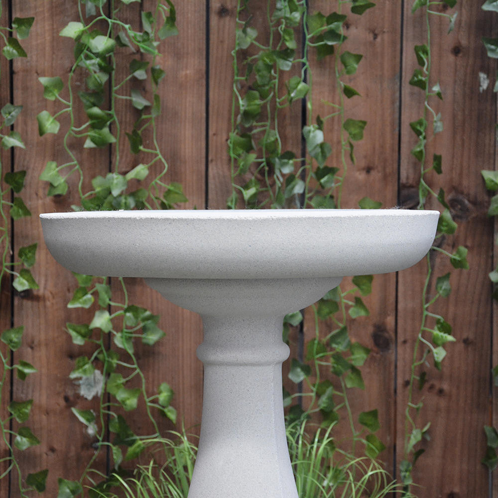 Sandstone Bird Bath with Round Bowl