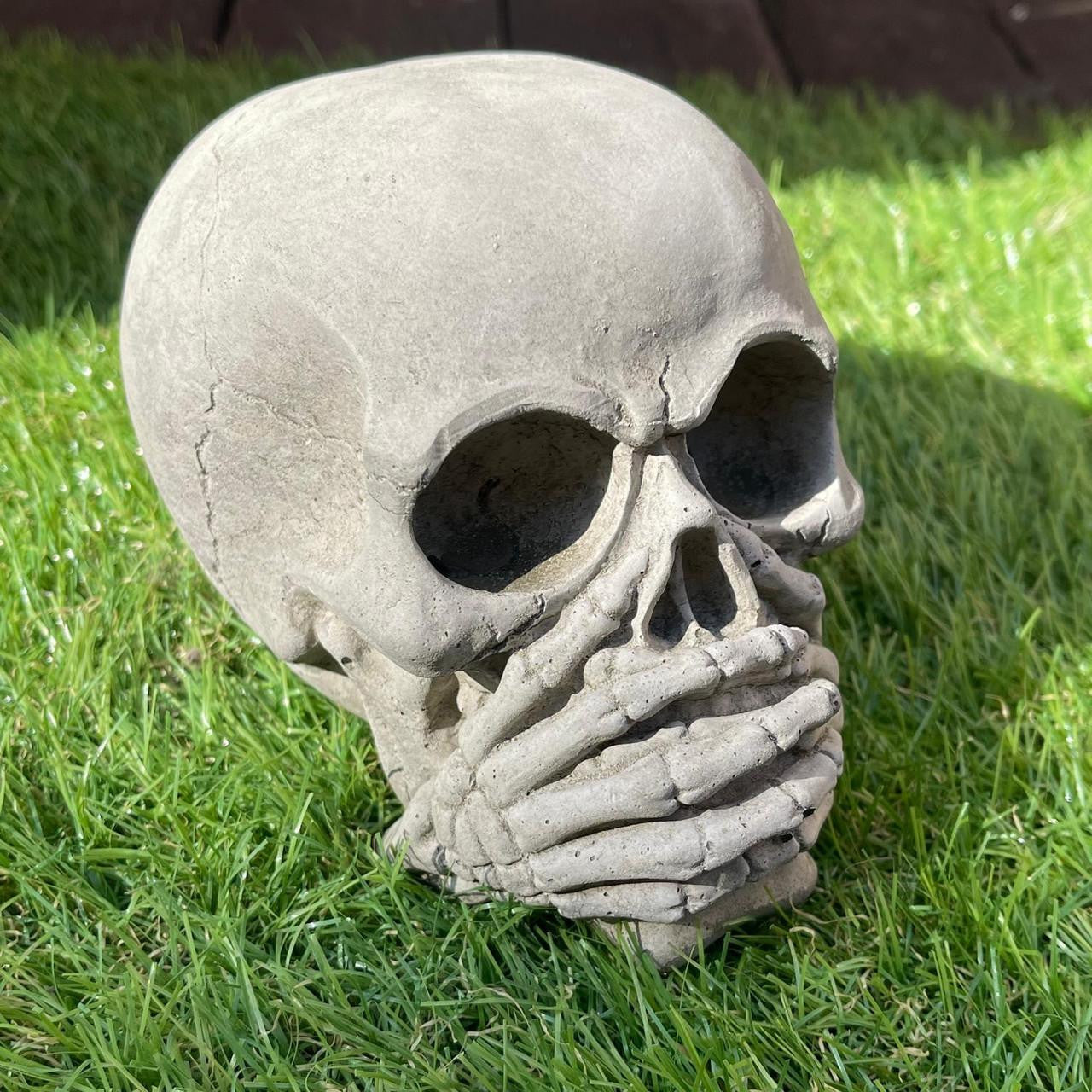Set of Three Skulls Stone cast Garden Ornament Home Decoration