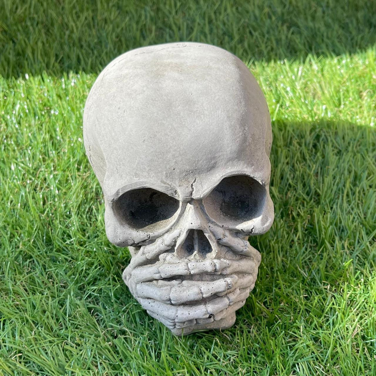 Set of Three Skulls Stone cast Garden Ornament Home Decoration
