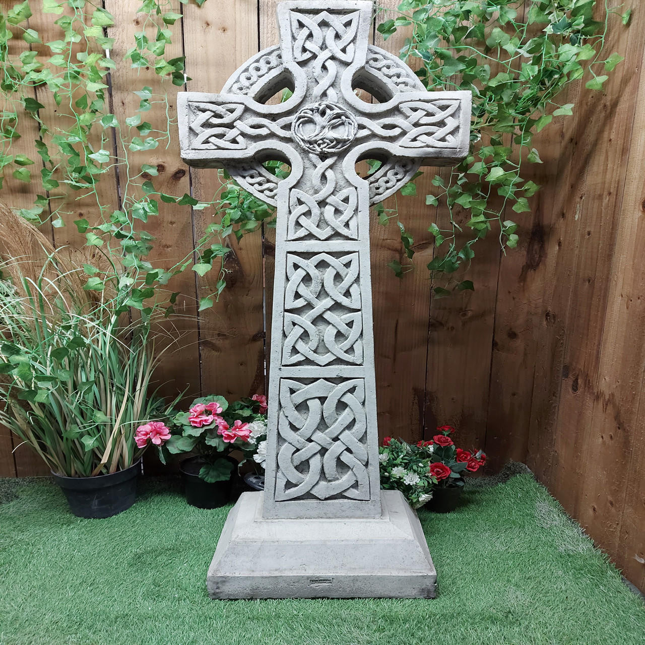 Stone Cast Detailed Giant Celtic Cross