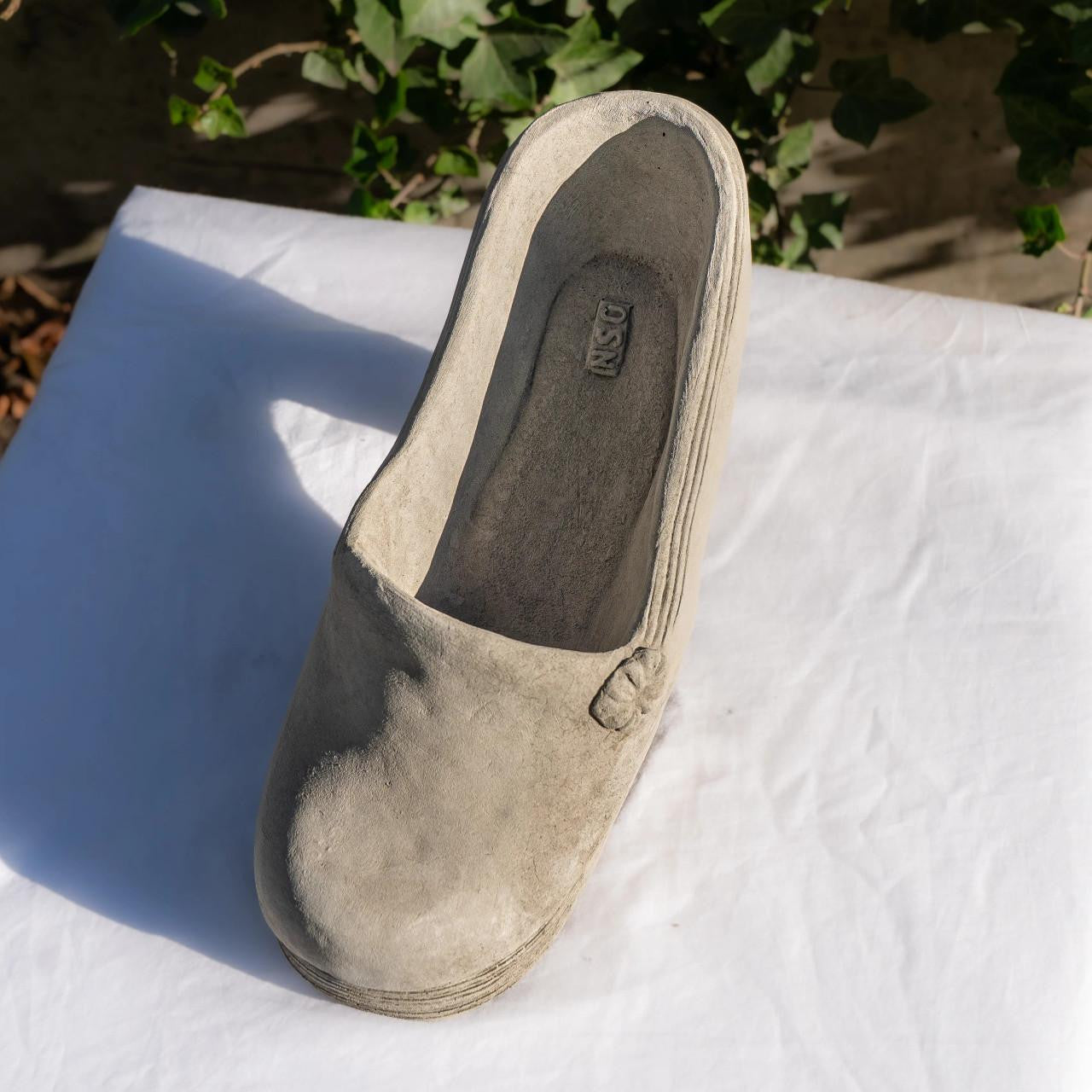 Stone Cast Stiletto Design Pot