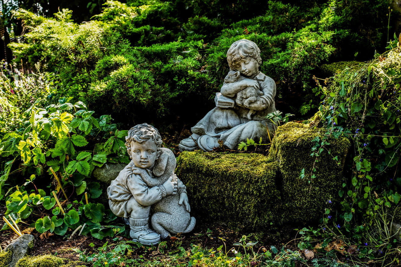 Sweet Boys Statues with Cat and Puppy in hands