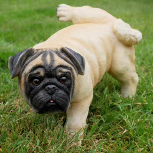 Weeing Pug Funny Garden ornament
